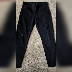 Black distressed jeans